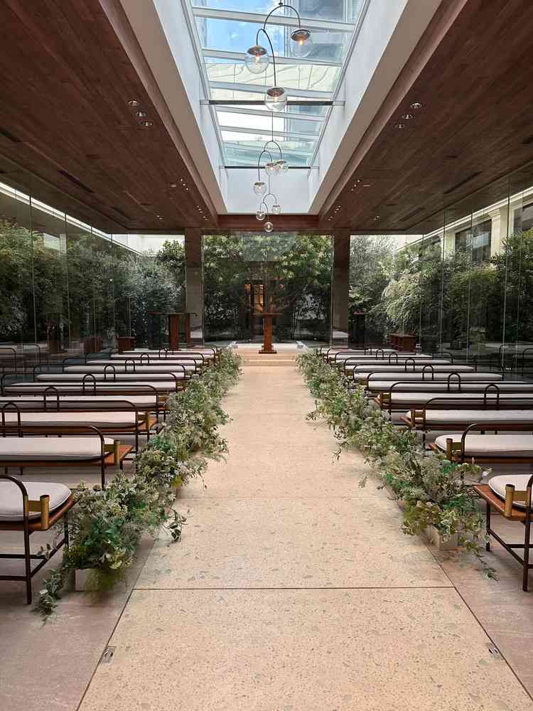 チャペルはとっても素敵な印象でした！