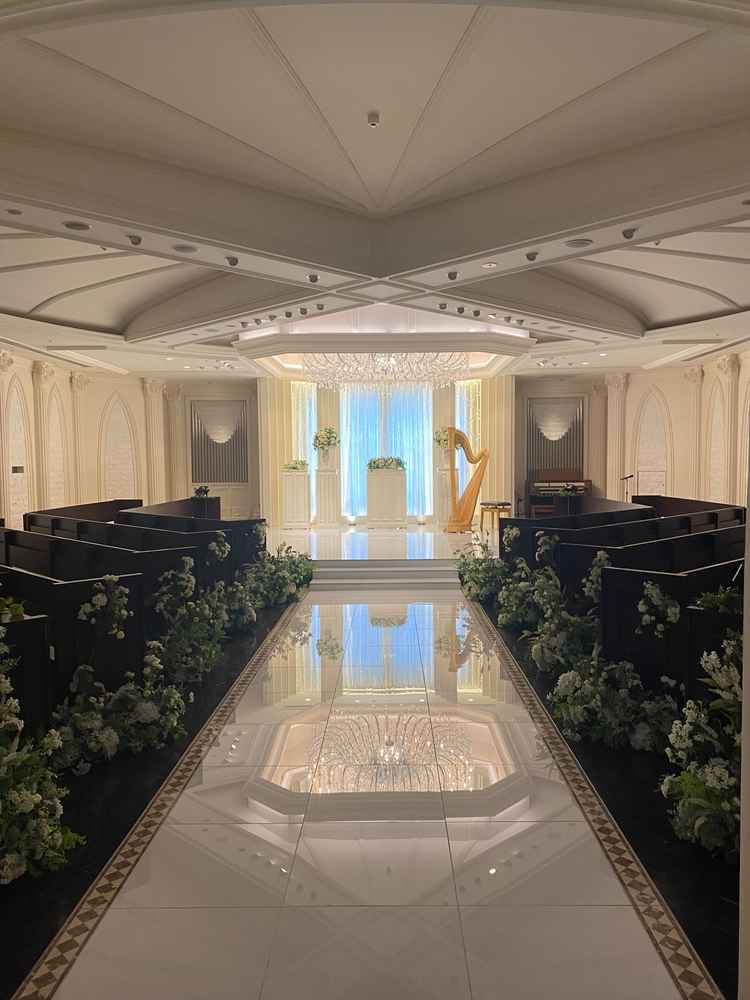 チャペルは特徴的で素敵でした