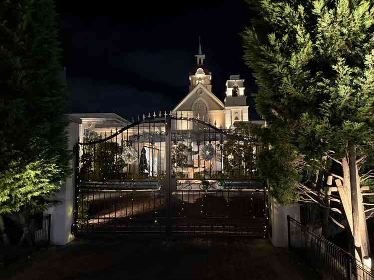 正面玄関も趣がありました。