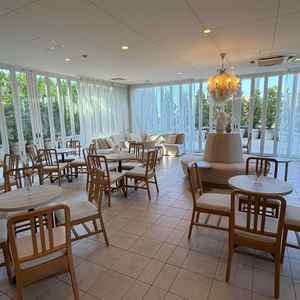 ゲストの方々の待合室がとても開放的でゆったりできると感じました。