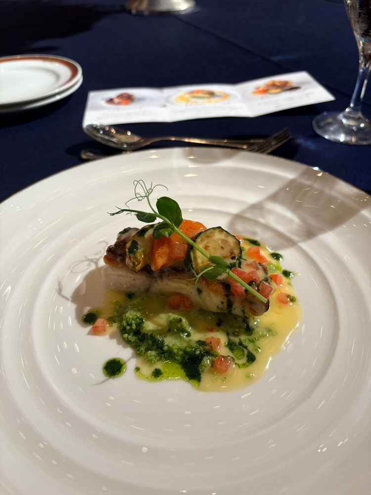 試食会の魚料理