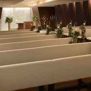 入り口から見たチャペル全体