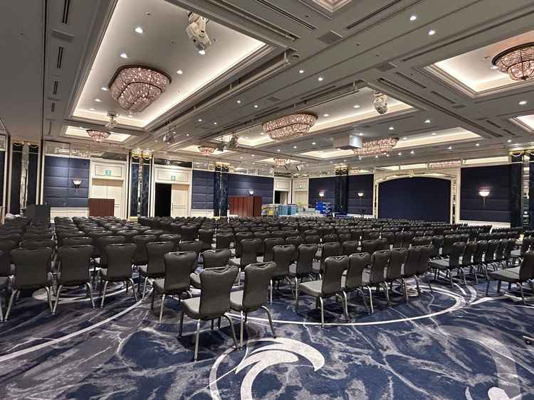 大規模な披露宴会場