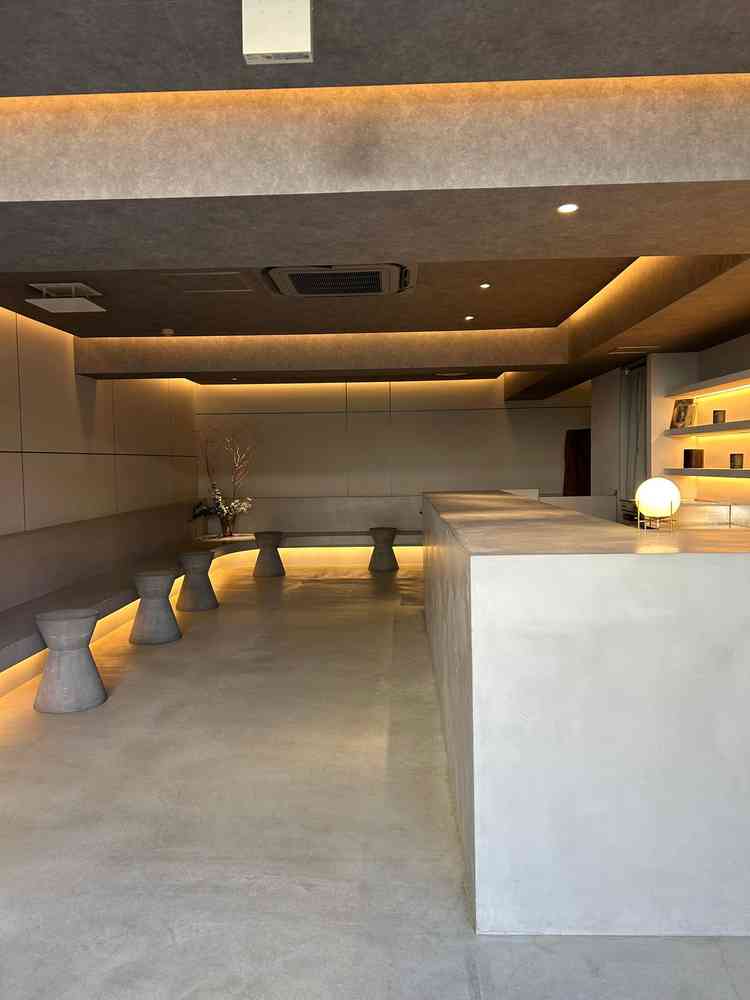 ゲストのウェルカムスペース。モダンでスタイリッシュな空間。いろんな演出ができそう。