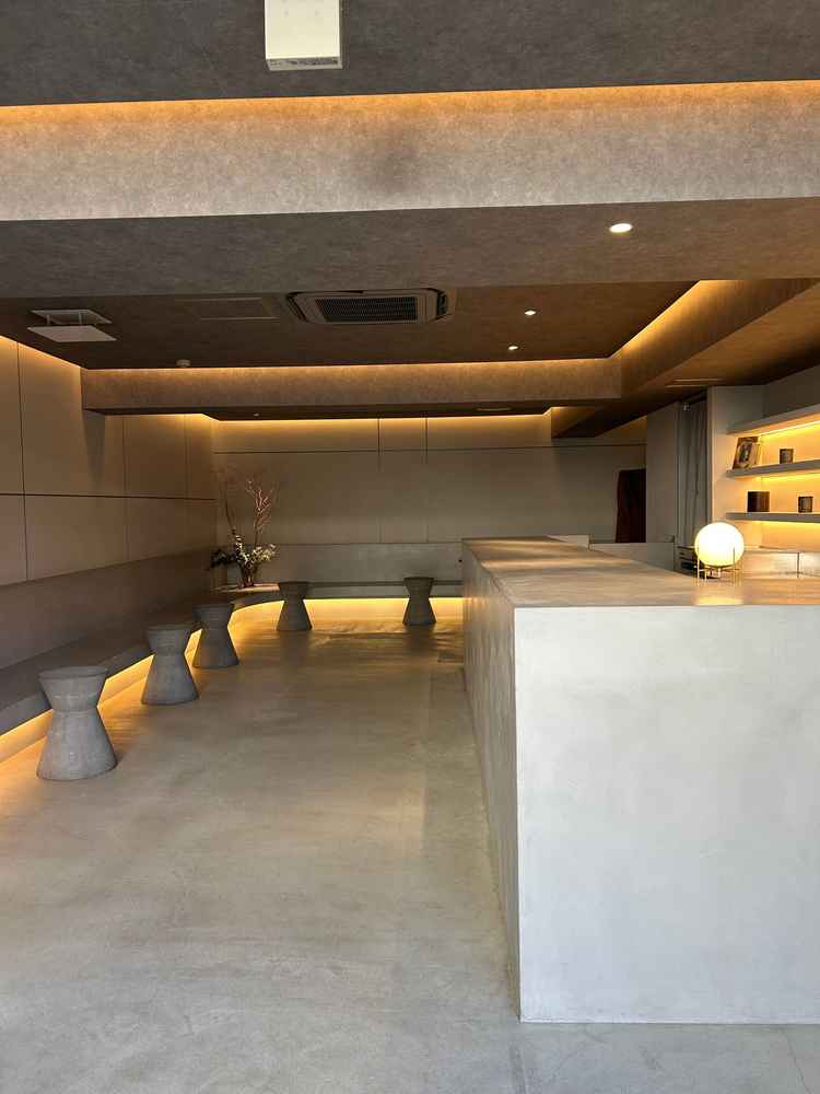 ゲストのウェルカムスペース。モダンでスタイリッシュな空間。いろんな演出ができそう。