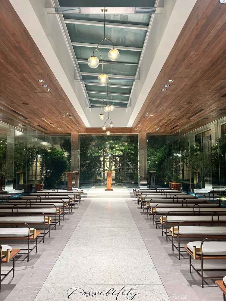 開放感のあるチャペル。今回は挙式は行わず、バンドのライブに使わせてもらう予定です。