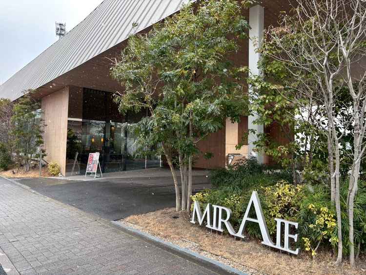 外観からとても素敵でわくわくしました。立地も公アクセスもいいけど駐車場も完備されていてよかったです。