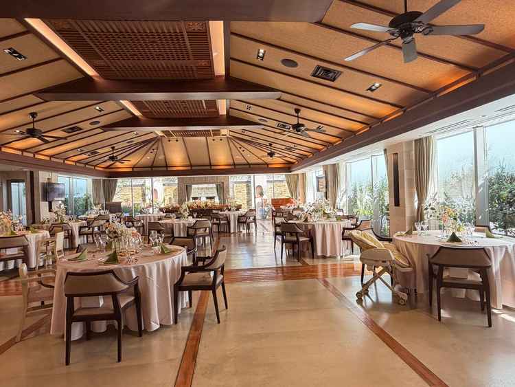 雰囲気の異なる披露宴会場が3つあるのが良かったです。