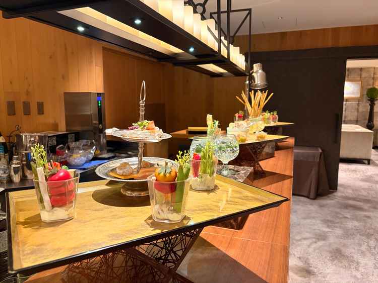 待合室ではおしゃれな軽食も用意可能。飲み物だけでなく、小腹を満たしてれる心遣いが嬉しい。