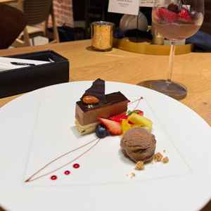 食事とは別に最後に出していただいたデザートがとてもおいしかったです。