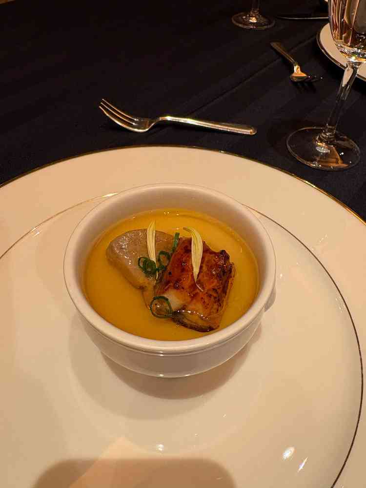 フォアグラと鰻の茶碗蒸し