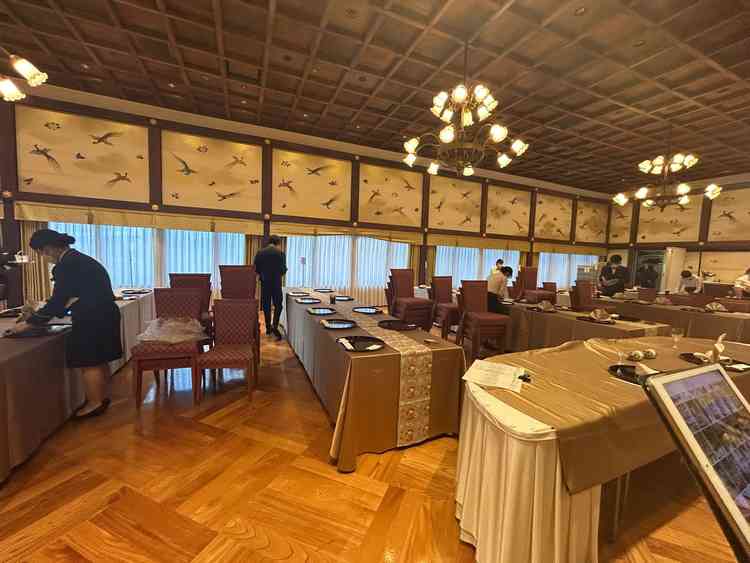 金鶴の披露宴会場