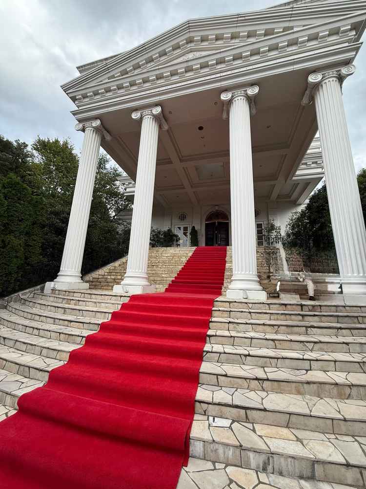 大宮で1番長い映える階段