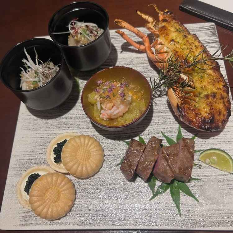 左上のスープが沁みました。