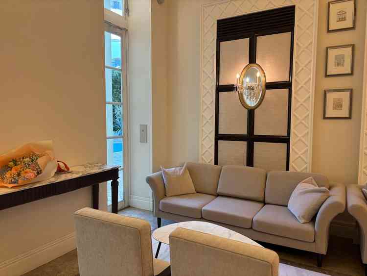 待合室(見学時に待合室の飾り付けについて、様々なご提案をしていただき、イメージが湧きました)