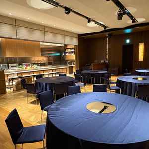 披露宴会場の一つです。ライブキッチンが中に入っているのは非常に特別感ありました。