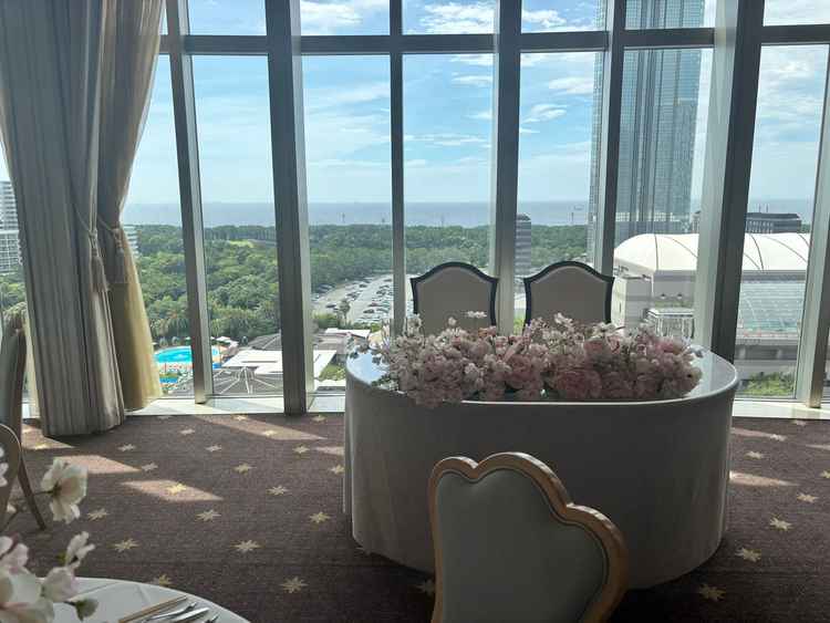 1番楽しみにしていた海が見える会場も拝見しました。海までの距離が遠く、想像とは違いました、、