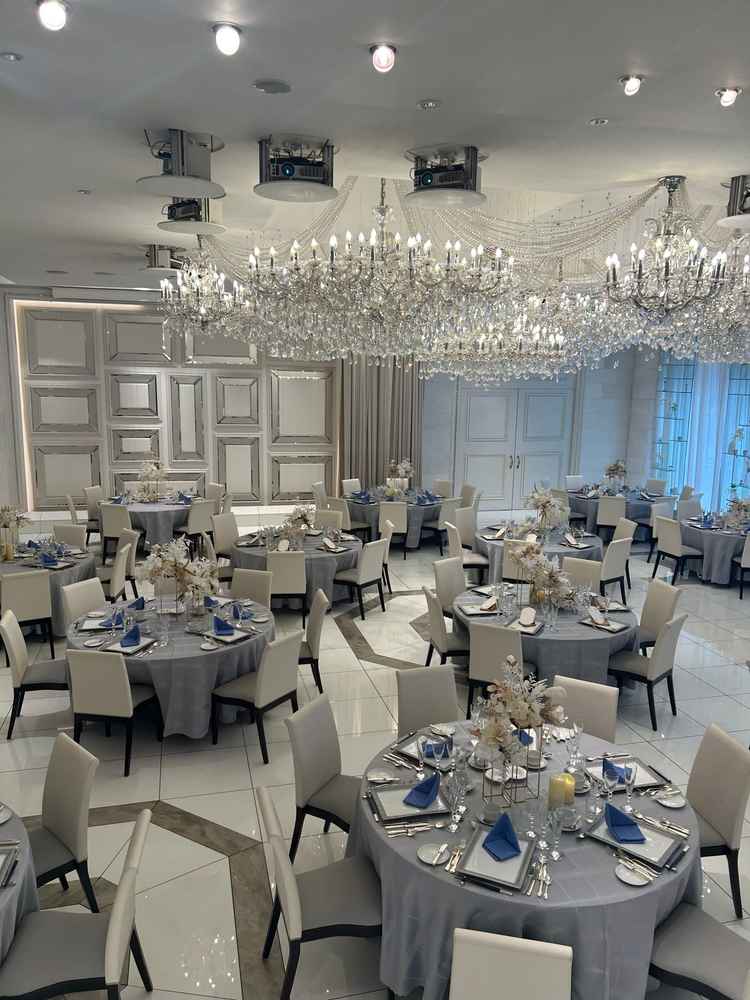 披露宴に入場するときの様子