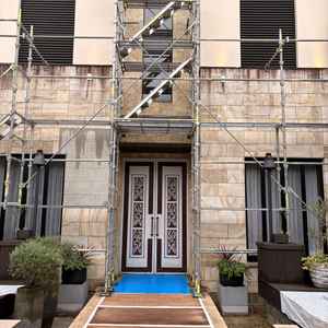 リニューアル中の入り口