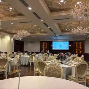 披露宴会場(大きい方)