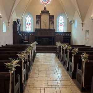 ステンドグラスのチャペル