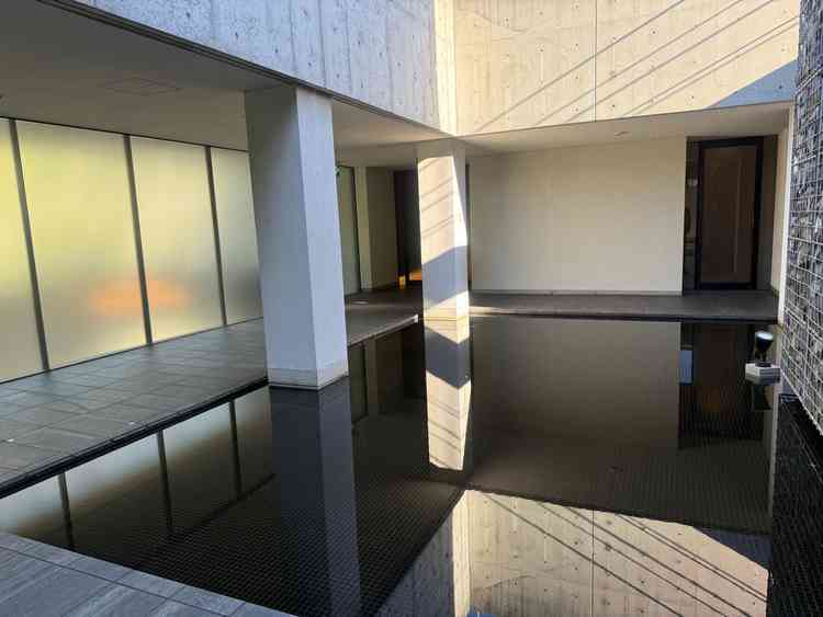 チャペルに入るまでの廊下