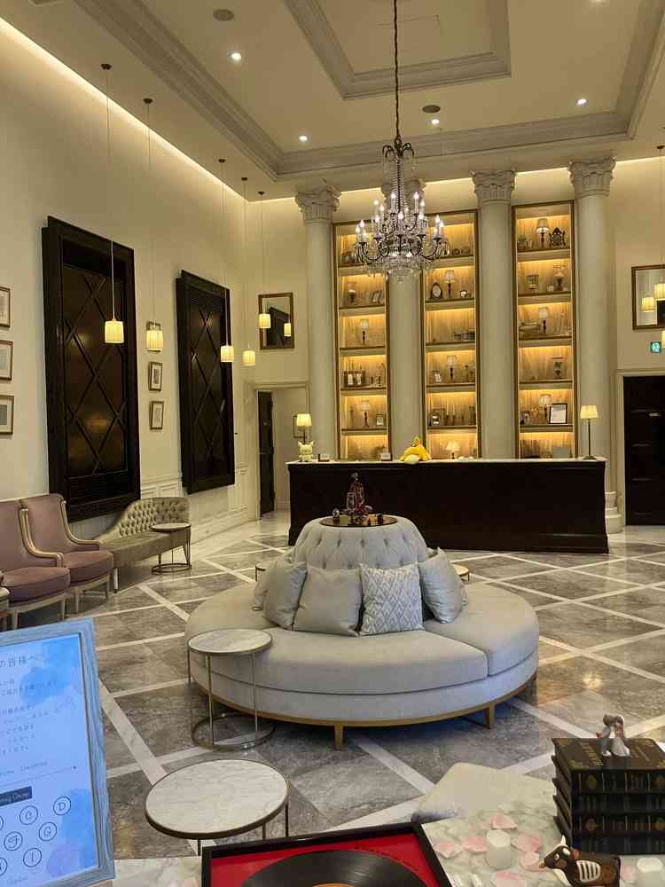 待合室です。白基調がかわいいです