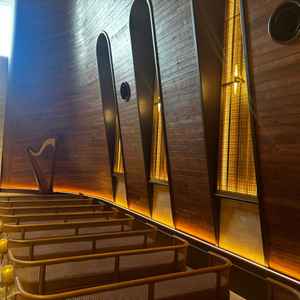 シックで光が映えて素敵でした。