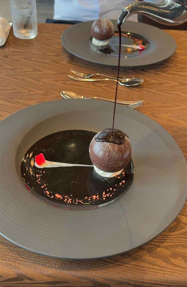 試食のデザートは演出もありよかったです。