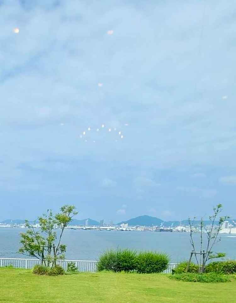 披露宴会場から見える景色。神戸の海・街・山を一望できる景色は唯一無二だと思いました。