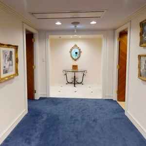 中の雰囲気も素敵で、床のカーペットが青色だったのが好印象