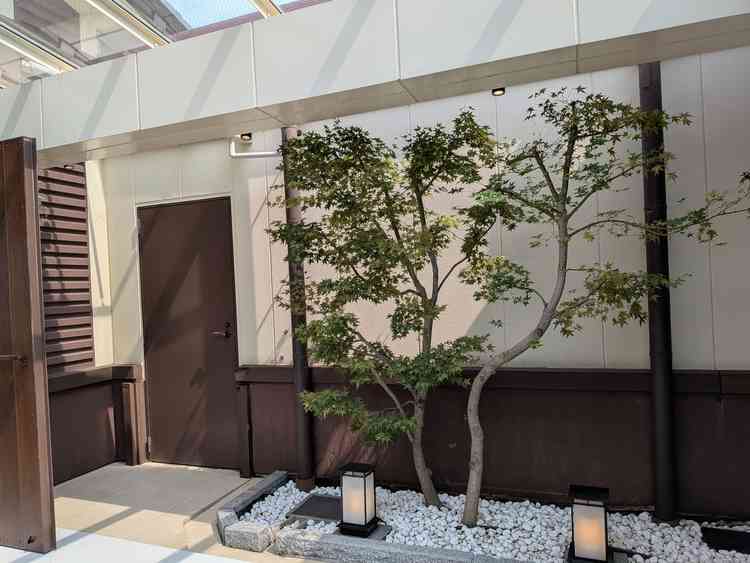 式場の入口前の空間スペース