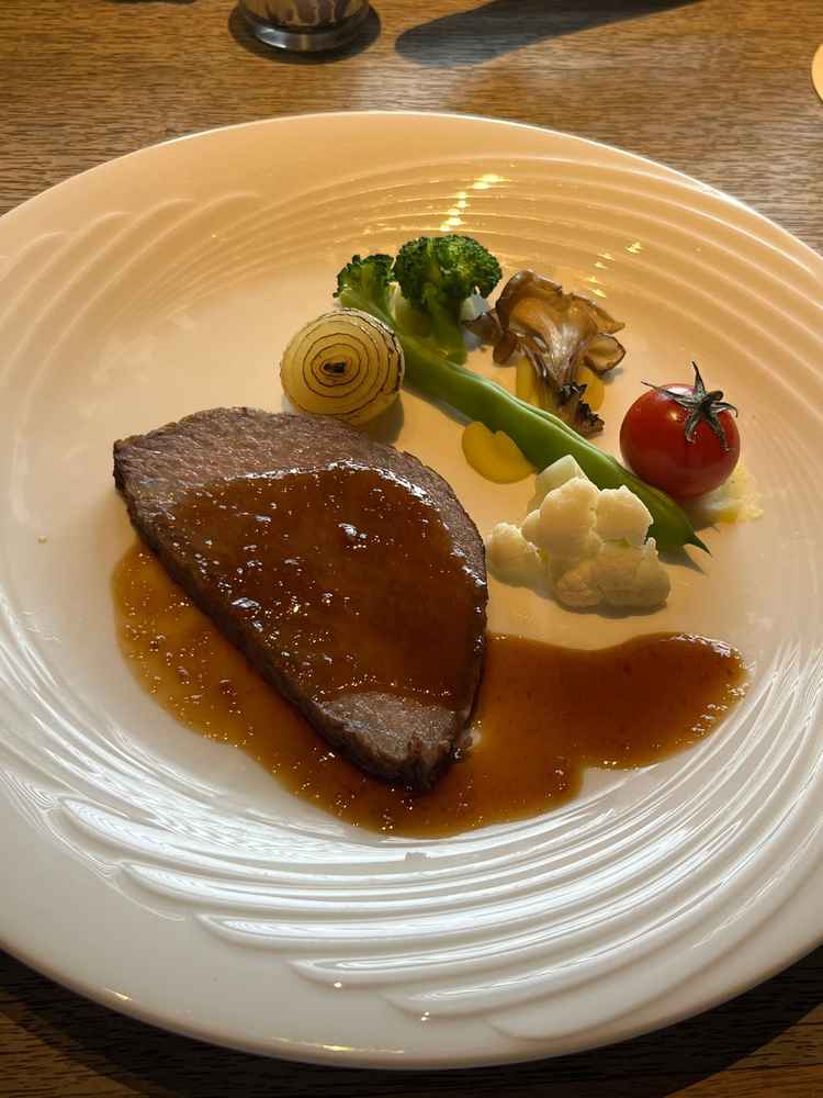 試食のメインの肉料理。