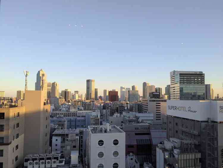 打ち合わせの空間からの外の写真。非常に開放感があり、夜は夜景も非常に綺麗で、高層階ならではだった。
