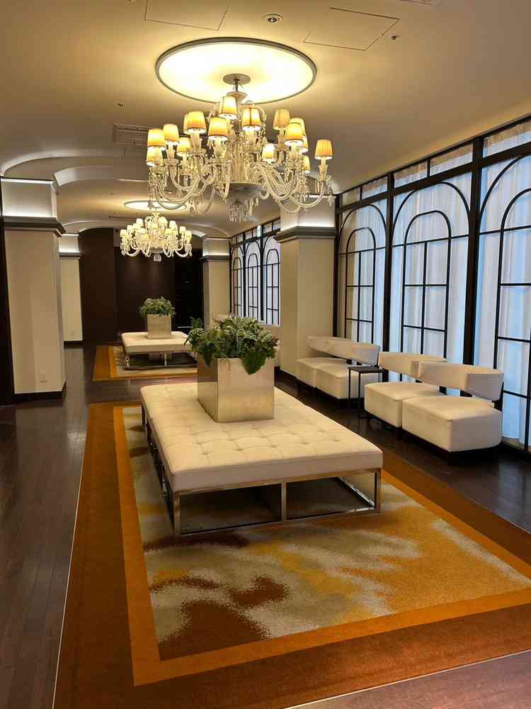 待合室にはフィッテングルームがたくさんあってゲスト目線ですごく良いと思いました。