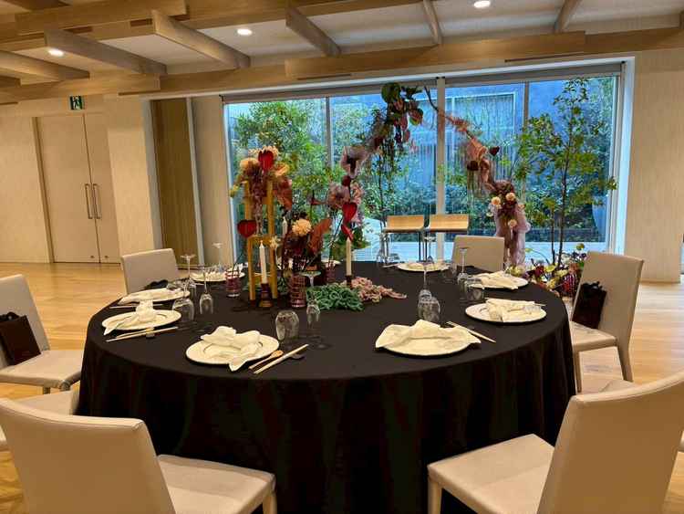 拾う宴会場は二種類あり、どちらも素敵でした。それぞれの会場の違いを詳しく教えてもらえました。