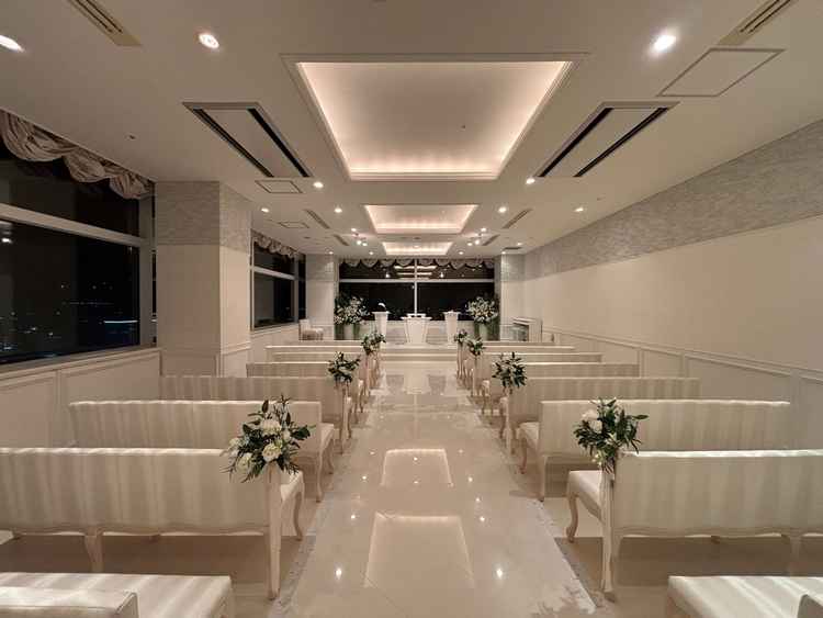 チャペルが白でとても綺麗だった