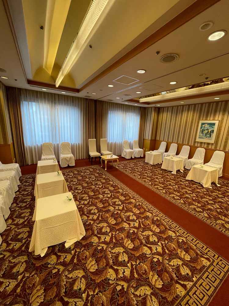 待合室に使用できる部屋。当日に家族紹介等もしている