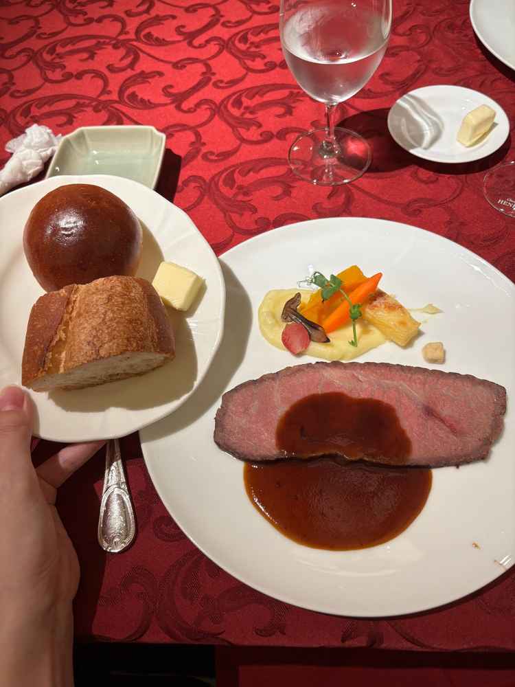 ローストビーフは柔らかいうえ、脂もありすぎず食べやすかったです。