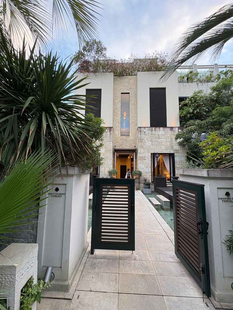 リゾート感ある外見からホテルライクの外観になるとのことでした。