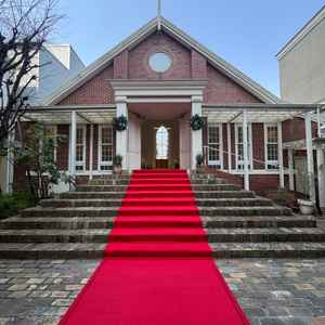 チャペルの外観です。レンガ基調になってました。