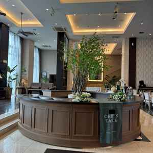 披露宴会場のサークルカウンター。ゲストの方が喜ぶポイントと感じました。