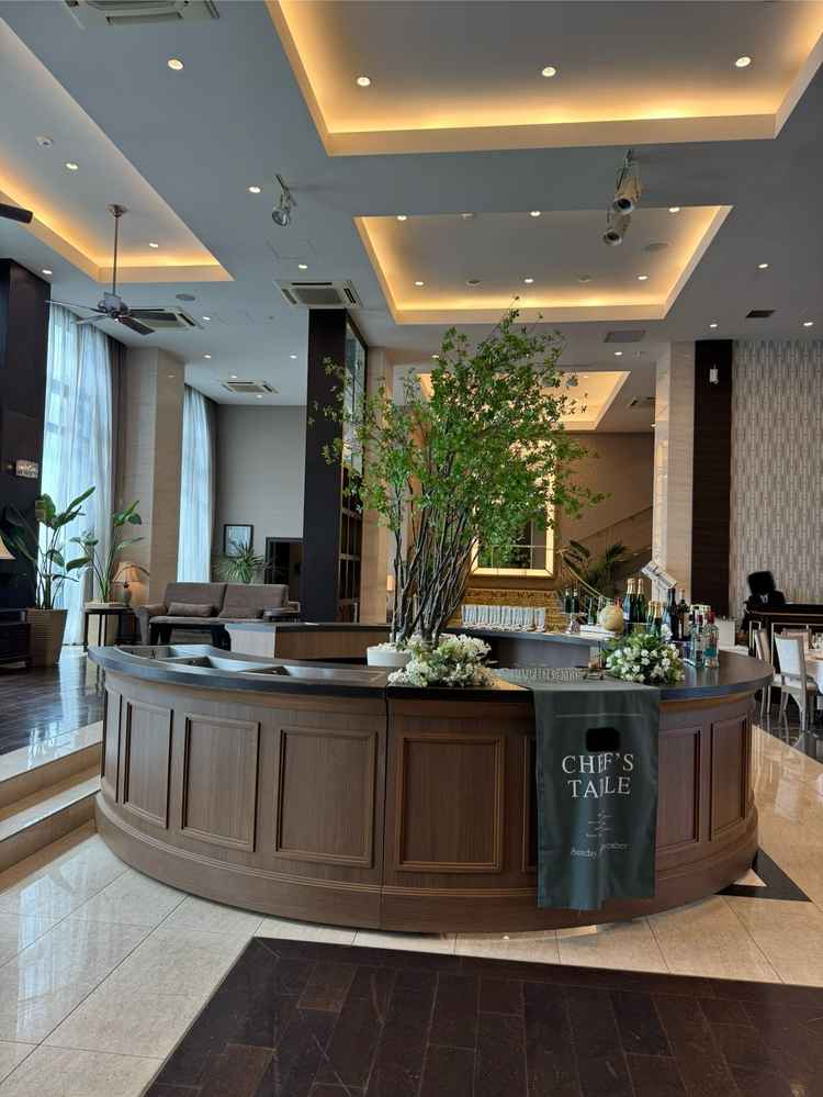 披露宴会場のサークルカウンター。ゲストの方が喜ぶポイントと感じました。