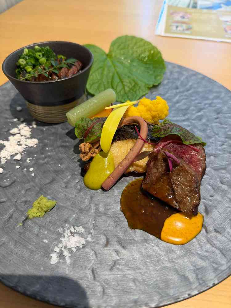 ワンプレートのお食事。どれをいただいてもとても美味しかった。