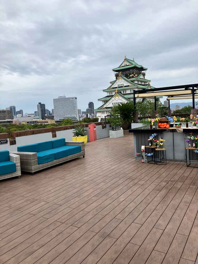 大阪城とともに