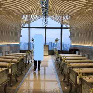 チャペルの写真。こちらも大変眺望がよく、思い出に残る挙式になりそうでした。