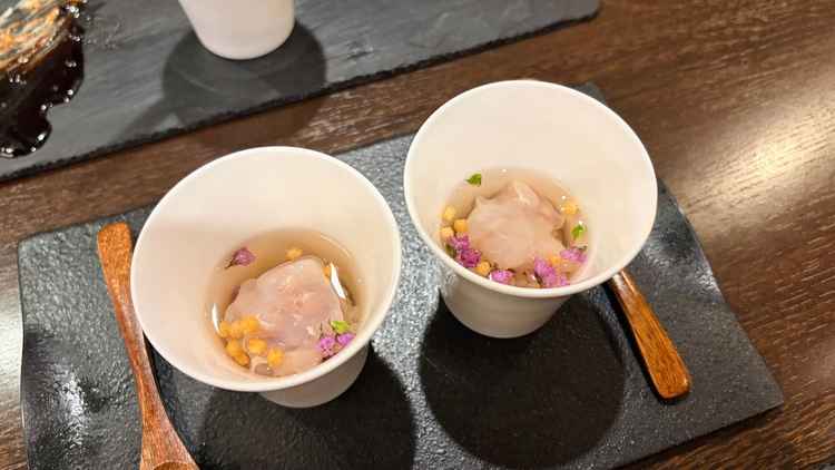 鯛茶漬けがとても美味しく結婚式で一番美味しいと思った。