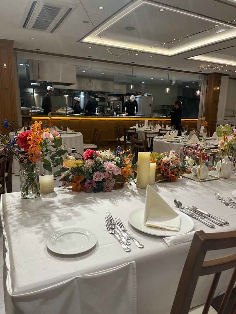 高砂からライブキッチンを見た様子