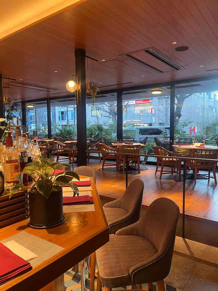 1階の待合室は広く、ゲスト全員座れそうでした。