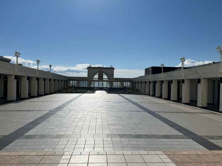 ここでフラワーシャワーもできる